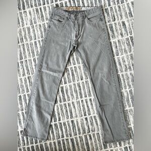 Rodd & Gunn straight fit pants.